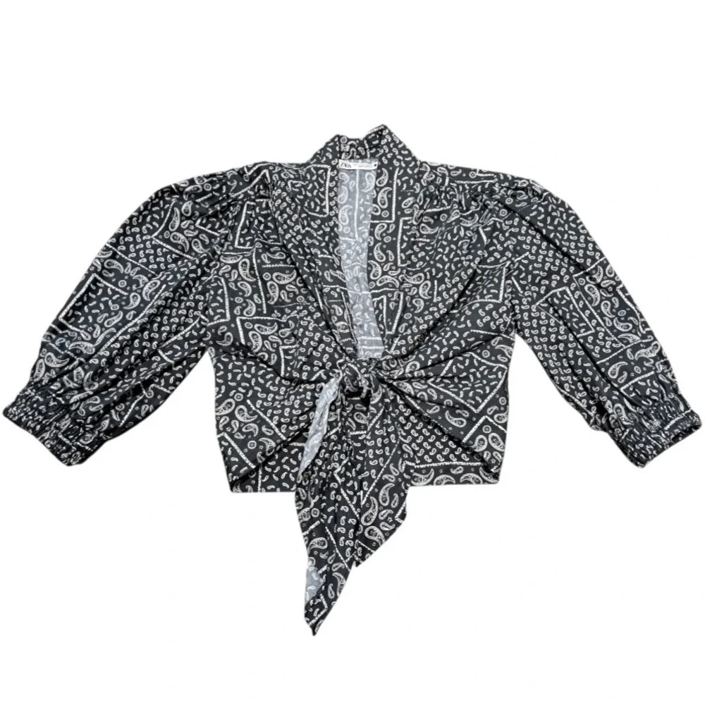ZARA Paisley Print Crop Tie Front Puff Sleeve Blouse Top Back and White Womens S